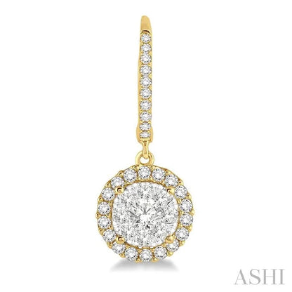 Round Shape Halo Lovebright Essential Diamond Earrings