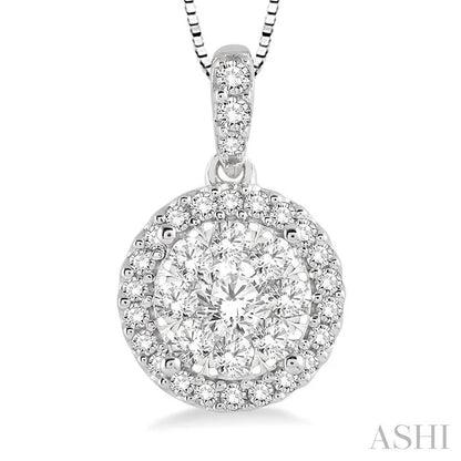 Round Shape Halo Lovebright Essential Diamond Pendant
