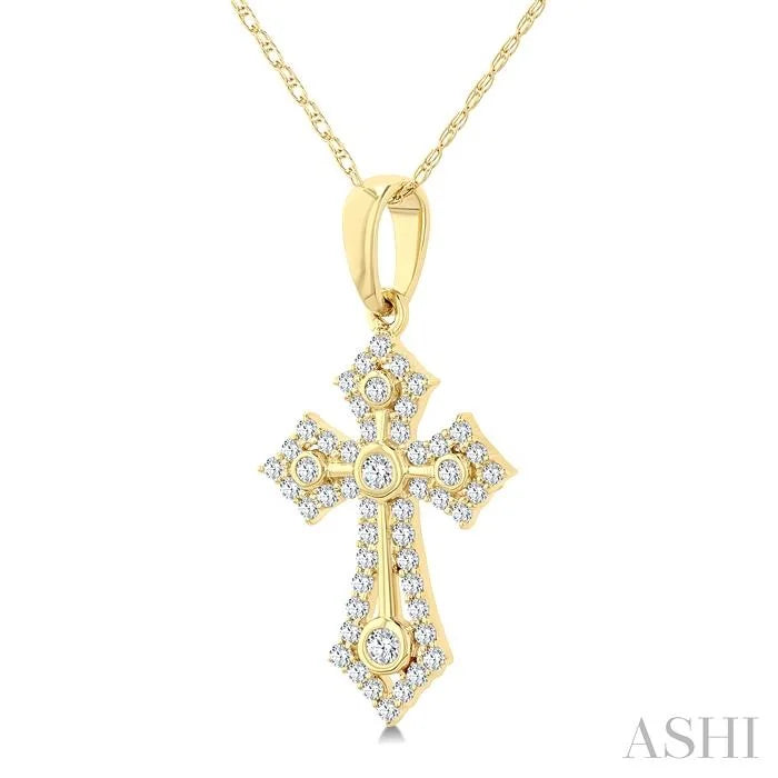 Cross Diamond Fashion Pendant