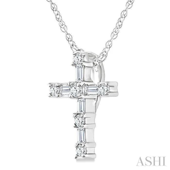 Cross Diamond Fashion Pendant