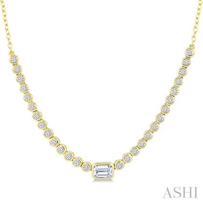 Luna Bezel Emerald Shape Halfway Diamond Necklace