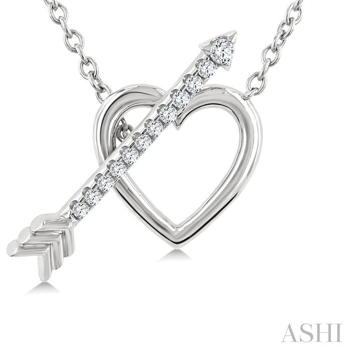 Heart Toggle Diamond Fashion Necklace