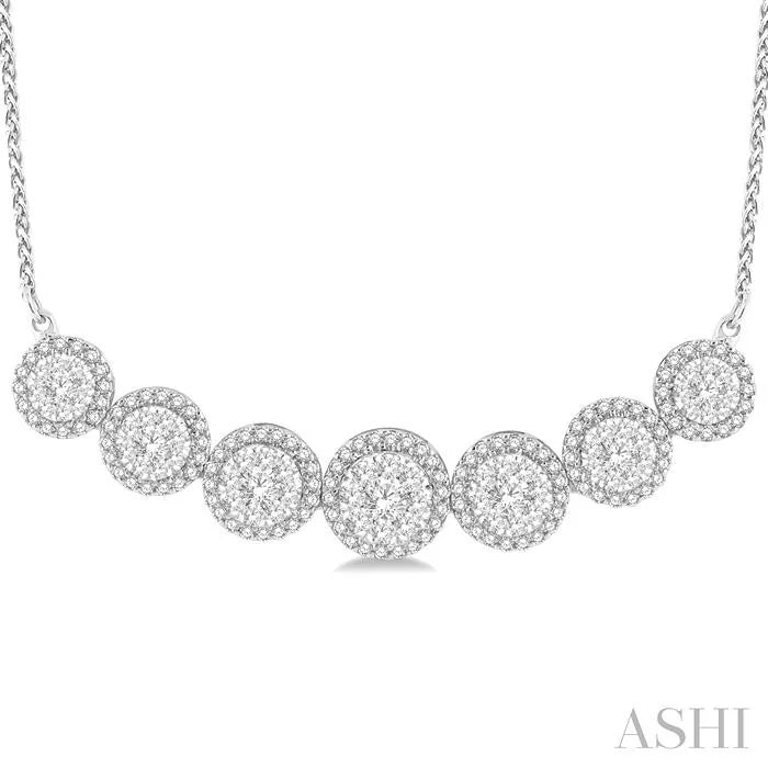 Halo Lovebright Diamond Smile Necklace
