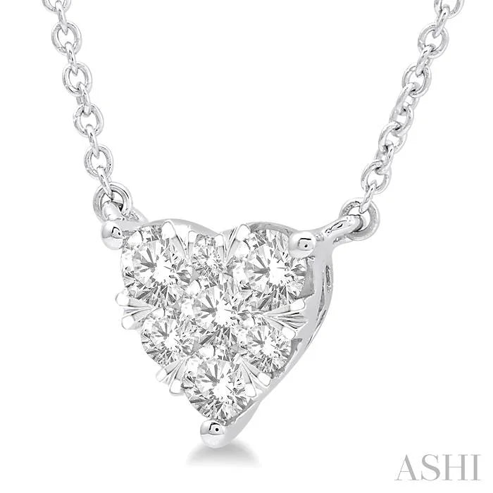 Heart Shape Lovebright Essential Diamond Pendant