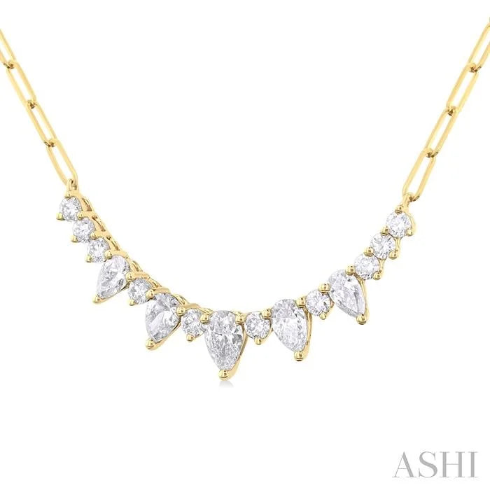 Paperclip Graduated Diamond Smile Necklace