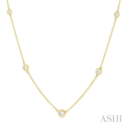 Bezel Set Graduated Diamond Station Necklace