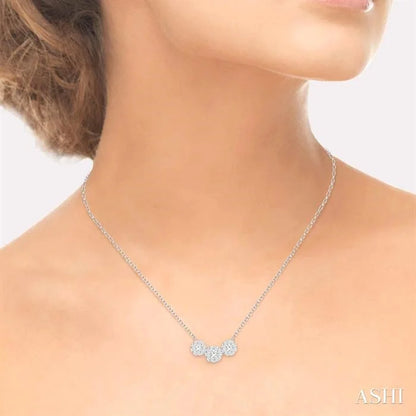 Round Shape Past Present & Future Lovebright Essential Diamond Necklace