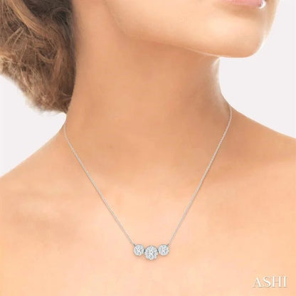 Round Shape Past Present & Future Lovebright Essential Diamond Necklace