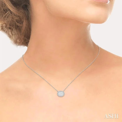 Oval Shape East-West Halo Lovebright Essential Diamond Pendant