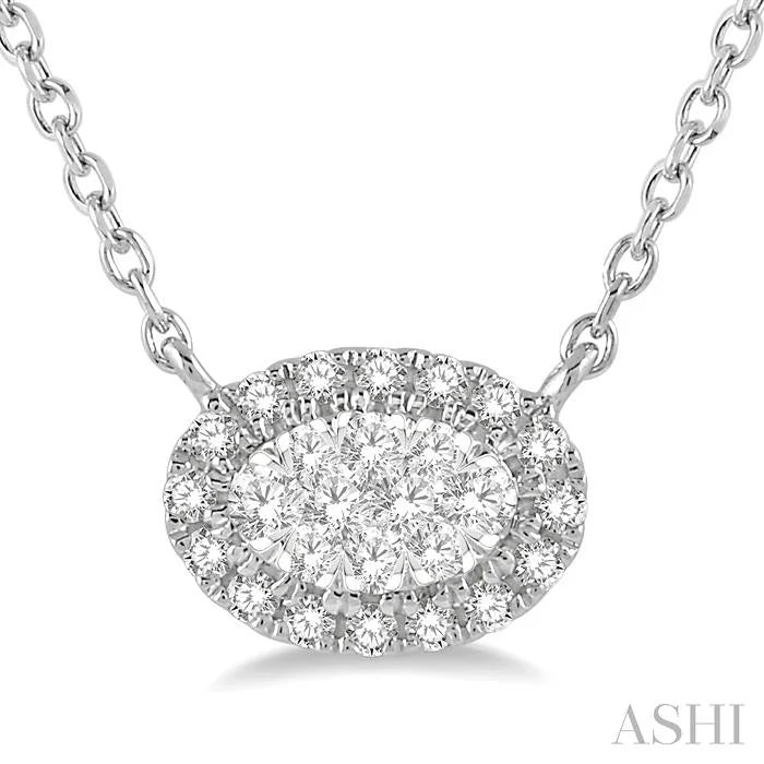 Oval Shape East-West Halo Lovebright Essential Diamond Pendant