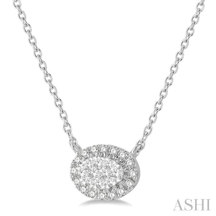 Oval Shape East-West Halo Lovebright Essential Diamond Pendant