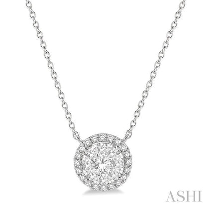Round Shape Halo Lovebright Essential Diamond Pendant