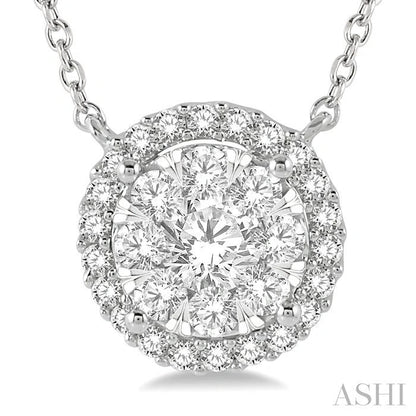 Round Shape Halo Lovebright Essential Diamond Pendant