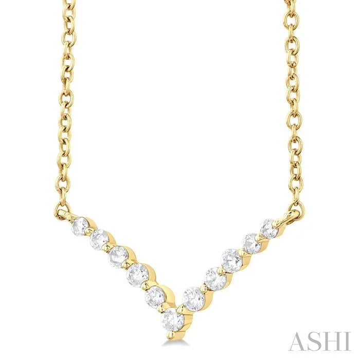 Chevron Petite Diamond Fashion Necklace