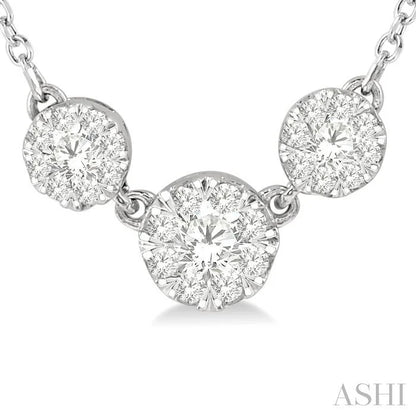 Round Shape Past Present & Future Lovebright Essential Diamond Necklace