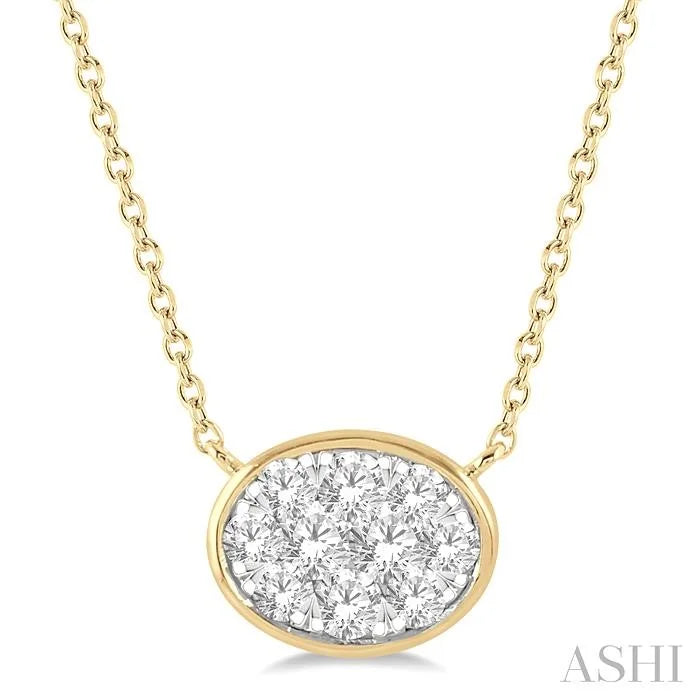 Oval Shape East-West Bezel Set Lovebright Essential Diamond Pendant