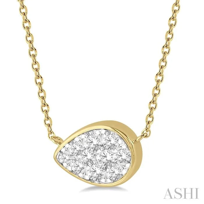 Pear Shape East-West Lovebright Essential Diamond Pendant