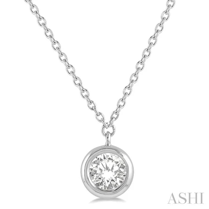 Round Shape Bezel Set Diamond Pendant