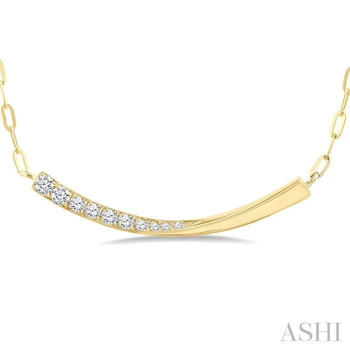 Paperclip Bar Diamond Smile Necklace