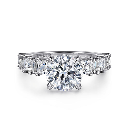 18K White Gold Round Diamond Engagement Ring