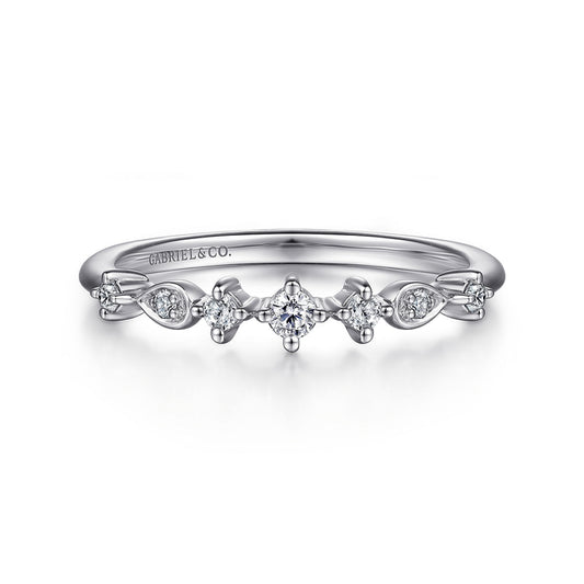 14K White Gold Single Prong Diamond Station Ring